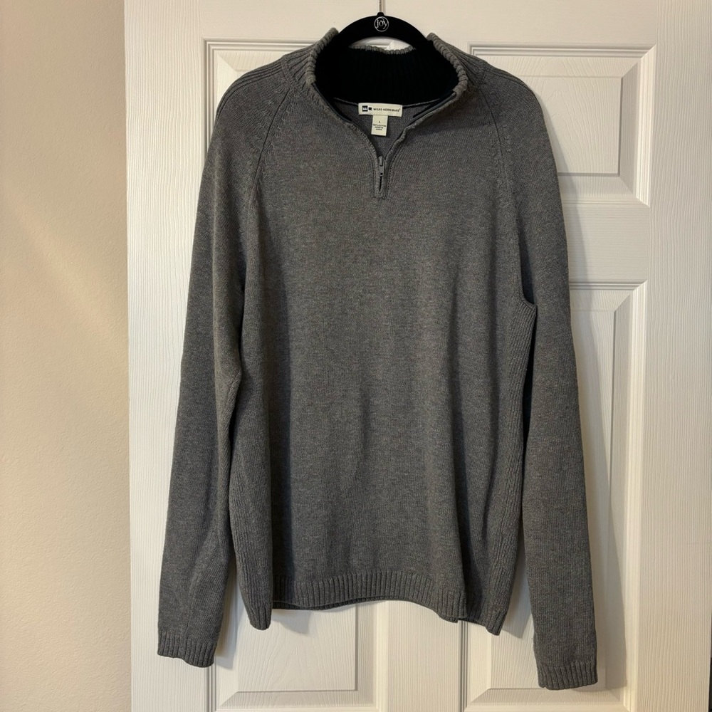Wilke Rodriguez Mens 1/4 Zip Pullover Sweater size Large Gray/Black